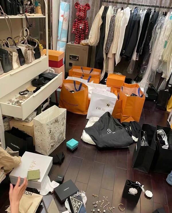 武都区回收顶奢鞋服